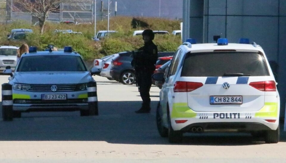 Skolen samarbejder tæt med politiet.