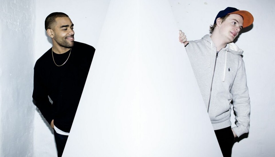 Duoen Ukendt Kunstner vandt prisen som Årets Danske Gruppe ved Danish Music Awards 2014. (Arkivfoto). Duoen Ukendt Kunstner vandt prisen som Årets Danske Gruppe ved Danish Music Awards 2014. (Arkivfoto).