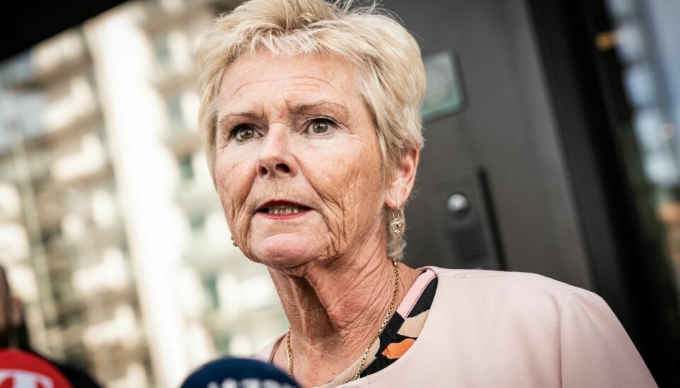Tidligere formand i FH Lizette Risgaard er trådt af efter sagen om krænkelser. Nu er en direktør også blevet suspenderet i sagen.