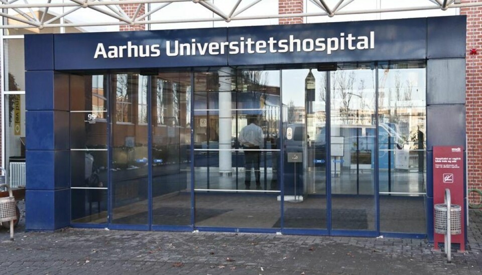 Lægefaglig direktør Claus Thomsen og hospitalsdirektør Poul Blaabjerg er begge blevet fyret i kølvandet på kræftskandalen på Aarhus Universitetshospital. Lægefaglig direktør Claus Thomsen og hospitalsdirektør Poul Blaabjerg er begge blevet fyret i kølvandet på kræftskandalen på Aarhus Universitetshospital.