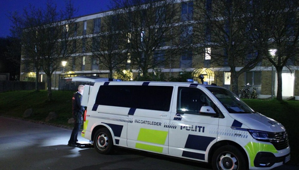 Politi og redning var på stedet til at undersøge sagen. Politi og redning var på stedet til at undersøge sagen.