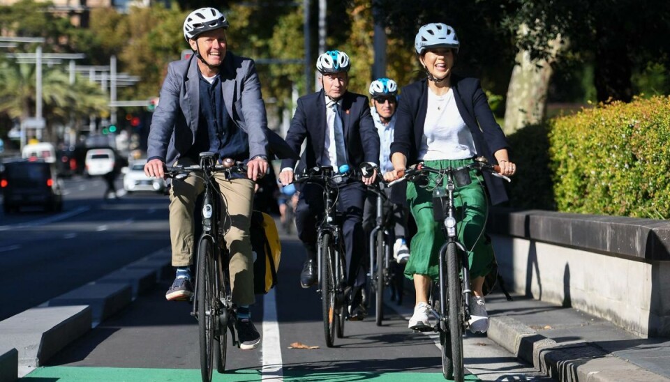 Kronprinsesse Mary tilbagelagde fredag morgen lokal tid omkring to kilometer på Sydneys cykelstier. Kronprinsesse Mary tilbagelagde fredag morgen lokal tid omkring to kilometer på Sydneys cykelstier.