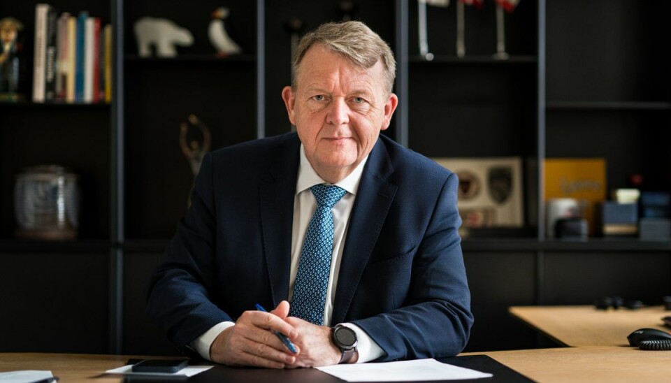 Udenrigsminister Lars Løkke Rasmussen (Moderaterne) skal være farfar. Udenrigsminister Lars Løkke Rasmussen (Moderaterne) skal være farfar.