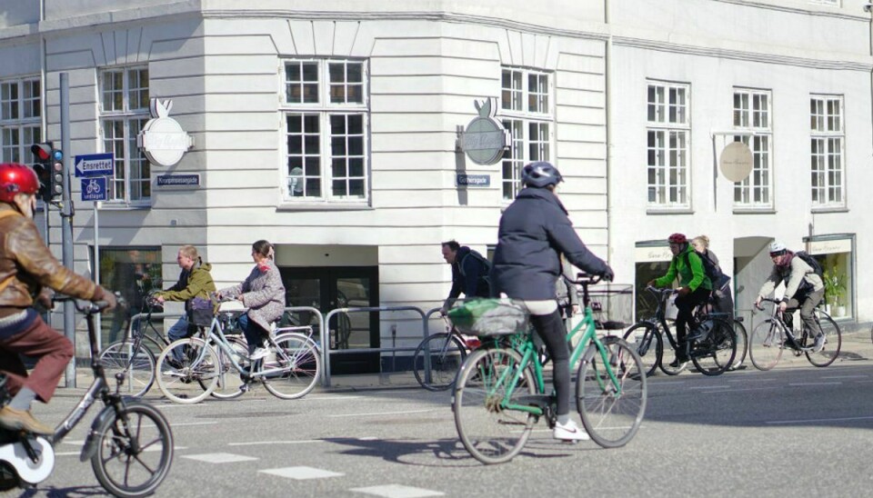 Ni procent af danskerne finder det mest irriterende, når folk har musik i ørerne på cykelture, viser en ny undersøgelse.