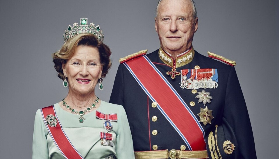 Kong Harald med sin dronning Sonja.