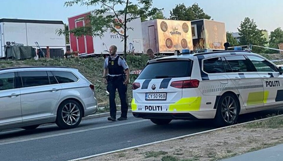 Østjyllands Politi rykkede ud til Gellerupparken med flere patruljevogne.