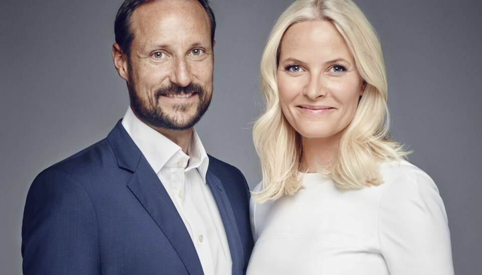 Kronprins Haakon og kronprinsesse Mette-Marit kan begge fejre 50-års fødselsdag senere på sommeren. Kronprins Haakon og kronprinsesse Mette-Marit kan begge fejre 50-års fødselsdag senere på sommeren.