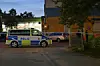 Inden for et døgn er syv mennesker blevet ramt af skud i Stockholm. Billede er fra bydelen Jordbro, hvor en mand blev ramt af skud fredag aften. Lørdag er fire ramt af sku i bydelen Farsta, og en er død.