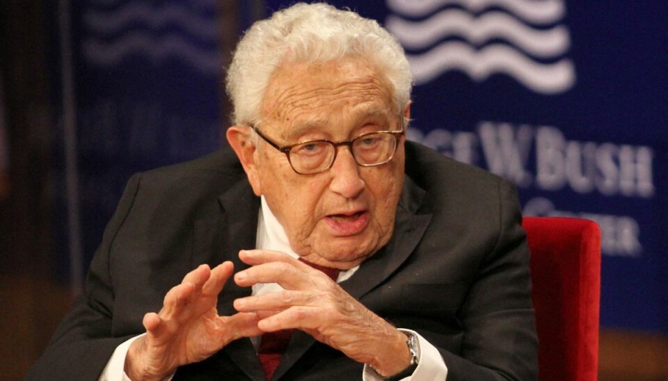 Henry Kissinger har i mere end en menneskealder arbejdet med en lang række kriser verden over. Den tidligere amerikanske udenrigsminister fylder den 27. maj 100 år. Og det var 100 år. Billedet er fra 2019. (Arkiv). Henry Kissinger har i mere end en menneskealder arbejdet med en lang række kriser verden over. Den tidligere amerikanske udenrigsminister fylder den 27. maj 100 år. Og det var 100 år. Billedet er fra 2019. (Arkiv).