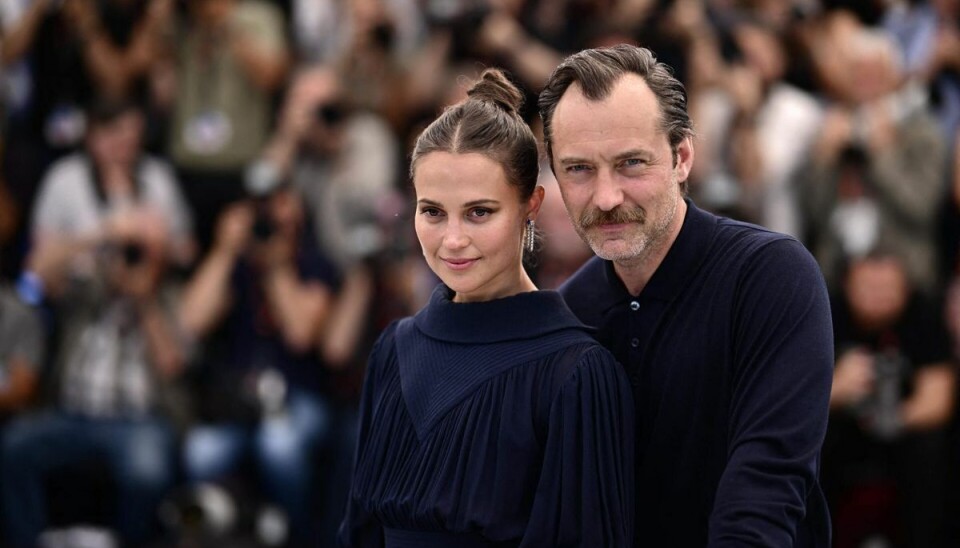 Alicia Vikander og Jude Law i Cannes.