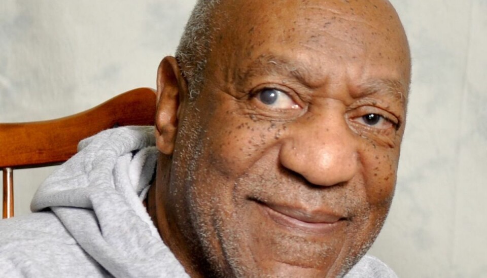 Bill Cosby er nu blevet sagsøgt af endnu en kvinde, der påstår, han har foregrebet sig seksuelt mod hende. Bill Cosby er nu blevet sagsøgt af endnu en kvinde, der påstår, han har foregrebet sig seksuelt mod hende.