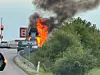 Autotransporteren er omspændt af flammer.