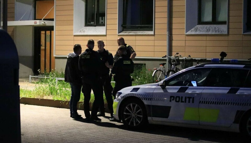En 50-årig mand er blevet anholdt. En 50-årig mand er blevet anholdt.