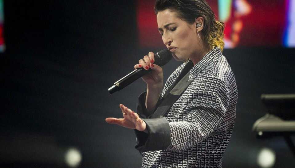 Drew Sycamore ses her optræde under X Factor-finalen i 2021. Drew Sycamore ses her optræde under X Factor-finalen i 2021.