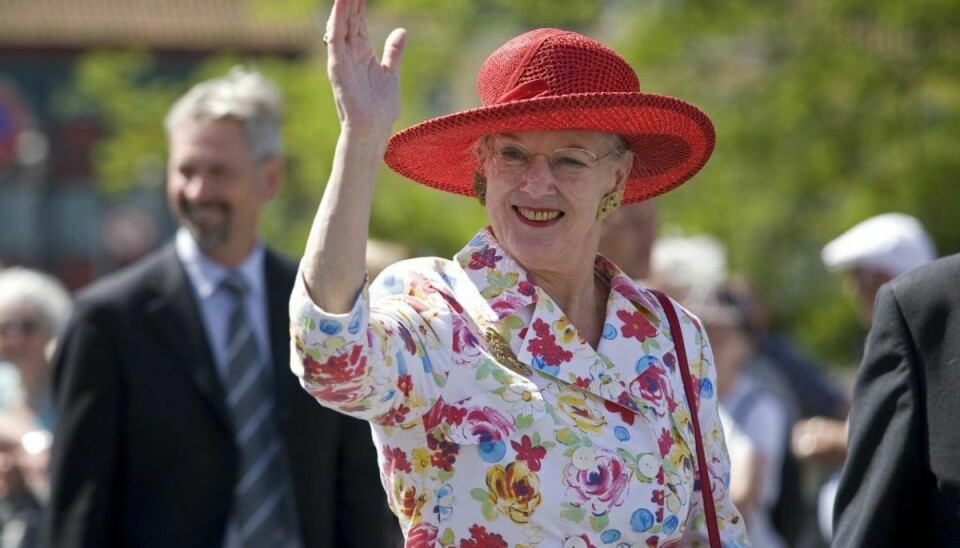Dronning Margrethe kommer ikke og overværer kroningen af kong Charles.