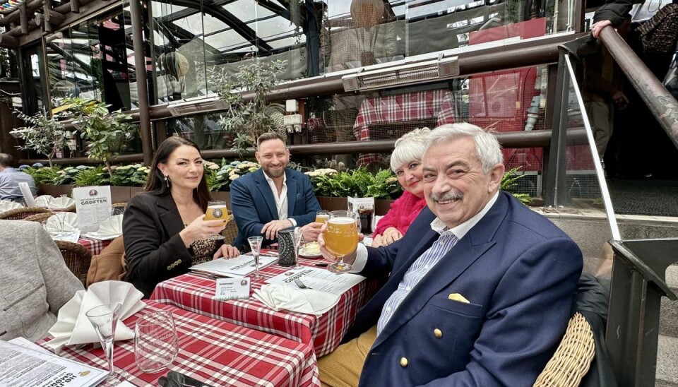 Partykongen var på plads ved stambordet i Grøften for 40. gang med familien ved sin side.