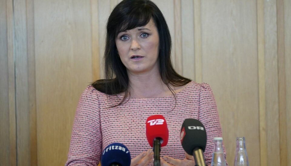 Indenrigs- og sundhedsminister Sophie Løhde (V) er rystet over historier om for lange ventetider hos kræftpatienter. Indenrigs- og sundhedsminister Sophie Løhde (V) er rystet over historier om for lange ventetider hos kræftpatienter.