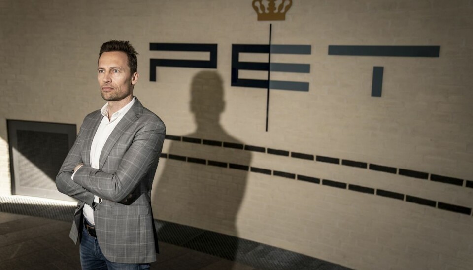 Anders Henriksen, kontraspionagechef hos Politiets Efterretningstjeneste (PET), skriver til Politiken, at kinesiske forskere og studerende på CSC-stipendier blandt andet er forpligtet til at undgå at deltage i aktiviteter, der skader kinesiske interesser og sikkerhed. (Arkivfoto). Anders Henriksen, kontraspionagechef hos Politiets Efterretningstjeneste (PET), skriver til Politiken, at kinesiske forskere og studerende på CSC-stipendier blandt andet er forpligtet til at undgå at deltage i aktiviteter, der skader kinesiske interesser og sikkerhed. (Arkivfoto).