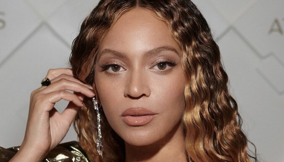 Beyoncé og Adidas er enige om at droppe deres fælles projekt Adidas-Ivy Park. Samarbejdet lever ganske enkelt ikke op til forventningerne. Beyoncé og Adidas er enige om at droppe deres fælles projekt Adidas-Ivy Park. Samarbejdet lever ganske enkelt ikke op til forventningerne.