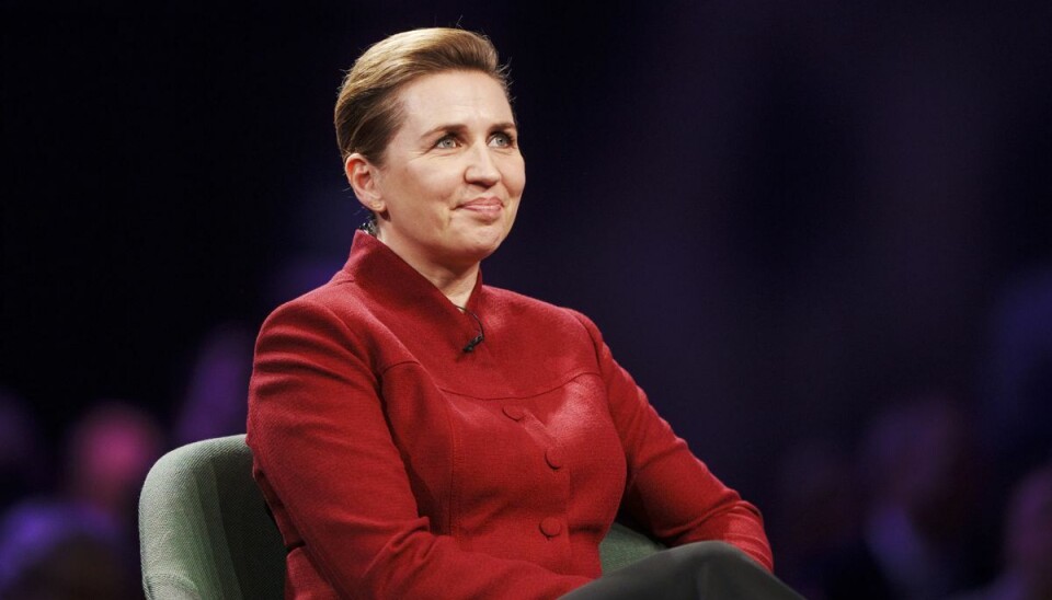 Statsminister Mette Frederiksen kan se frem til mange flere penge i statskassen, end hidtil forventet. Statsminister Mette Frederiksen kan se frem til mange flere penge i statskassen, end hidtil forventet.