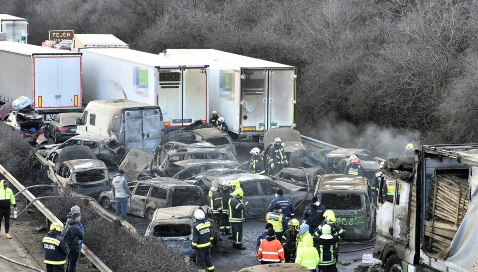 En mand brændte ihjel i monster-ulykken i Ungarn lørdag.