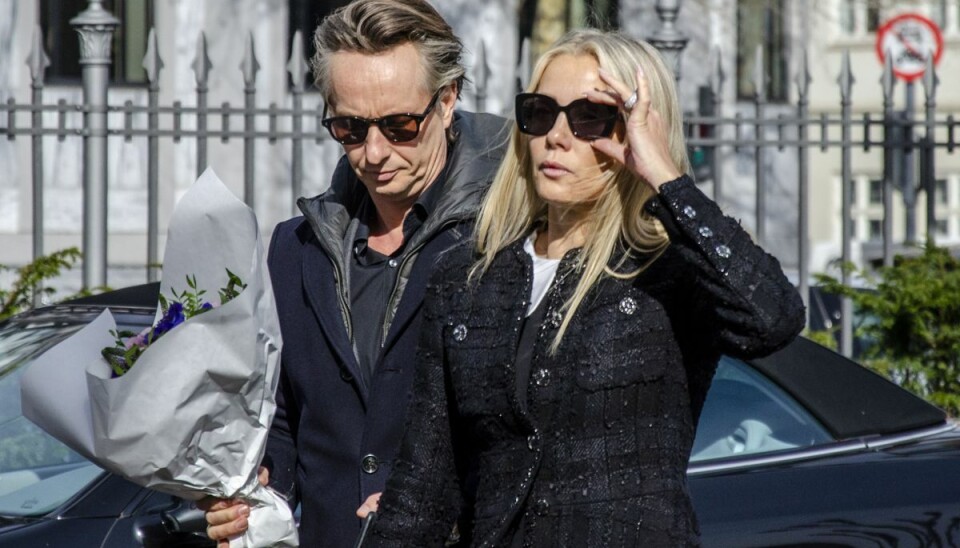 Caroline Fleming var også til stede. Hun har kendt familien gennem mange år. Caroline Fleming var også til stede. Hun har kendt familien gennem mange år.