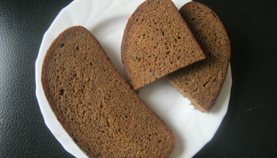 To typer rugbrød er blevet trukket tilbage efter en fejl på emballagen. To typer rugbrød er blevet trukket tilbage efter en fejl på emballagen.
