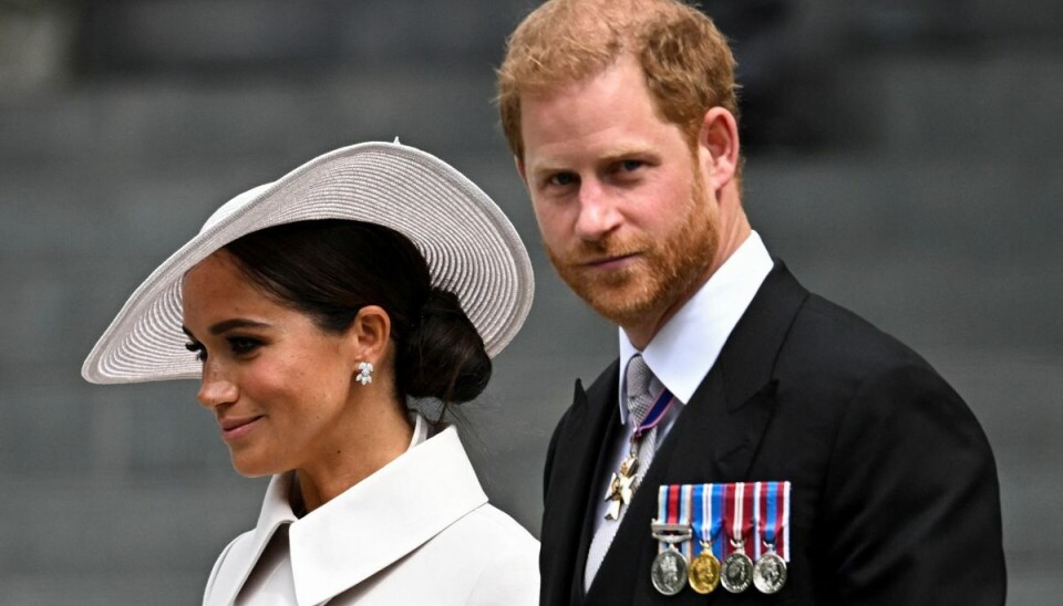 Prins Harry og hertuginde Meghan er angiveligt nu blevet tilbudt råderetten over en lejlighed på Buckingham Palace af kong Charles. Prins Harry og hertuginde Meghan er angiveligt nu blevet tilbudt råderetten over en lejlighed på Buckingham Palace af kong Charles.