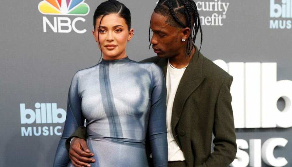 Travis Scott ses her sammen med Kylie Jenner ved Billboard Music Awards i maj 2022. Travis Scott ses her sammen med Kylie Jenner ved Billboard Music Awards i maj 2022.