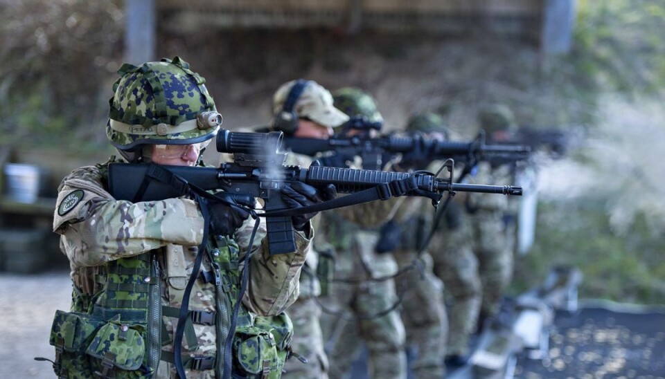 Både svenske og bornholmske hjemmeværnssoldater samt værnepligtige fra Almegårds Kaserne forbereder sig i disse timer på en russisk invasion i form af en øvelse på Bornholm. (Arkivfoto). Både svenske og bornholmske hjemmeværnssoldater samt værnepligtige fra Almegårds Kaserne forbereder sig i disse timer på en russisk invasion i form af en øvelse på Bornholm. (Arkivfoto).