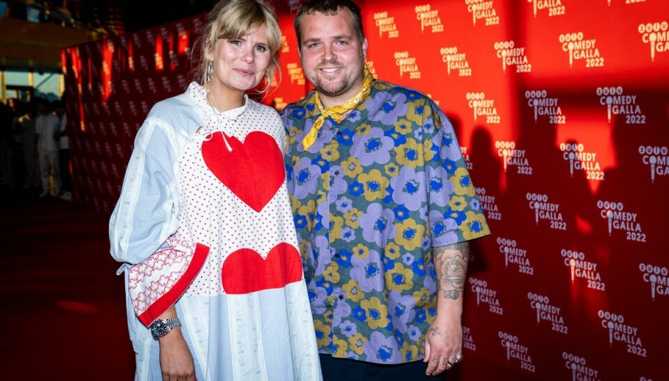 Sofie Linde og Joakim Ingversen har problemer med selskabet. Sofie Linde og Joakim Ingversen har problemer med selskabet.