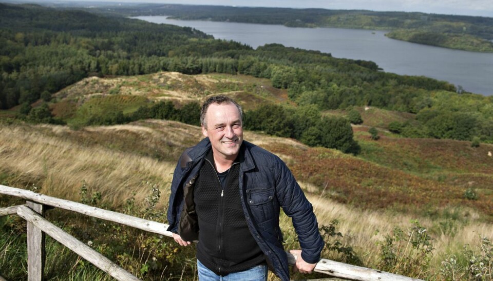 TV-værten Peter Ingemann flytter i nyt sommerhus, lidt tættere på vandet.