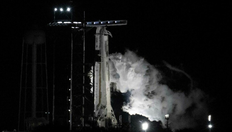 SpaceX måtte tidligt mandag morgen dansk tid udskyde en planlagt opsendelse.