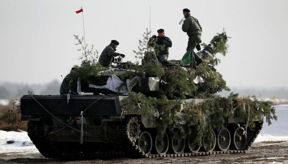 Polske soldater i træning på en Leopard 2-kampvogn. Flere af kampvognene fra Polen er ankommet til Ukraine. Polske soldater i træning på en Leopard 2-kampvogn. Flere af kampvognene fra Polen er ankommet til Ukraine.