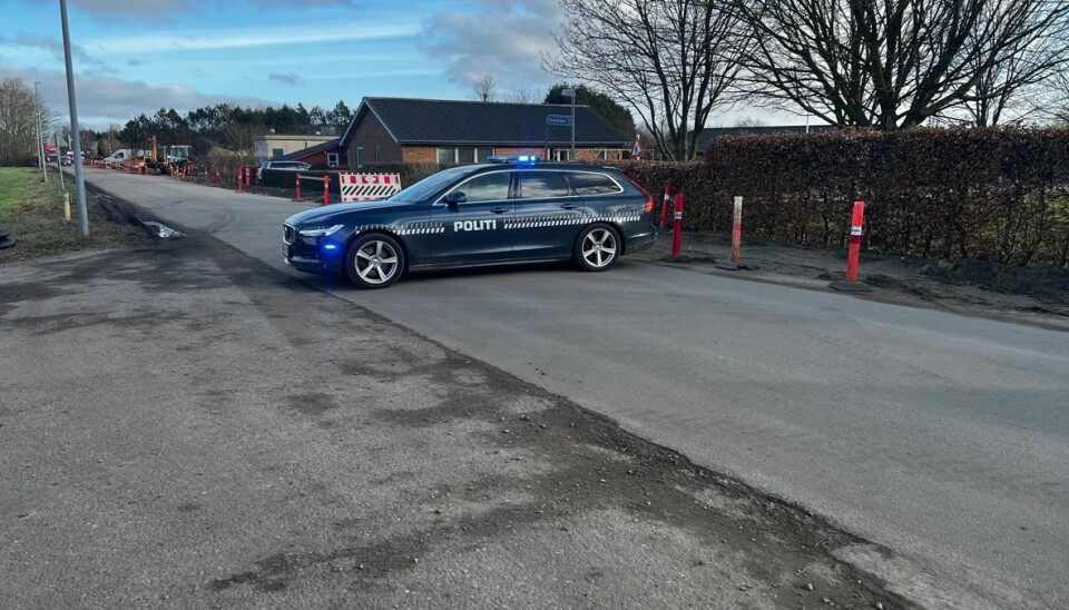 Der var lige pludselig drama og masser af udrykningskøretøjer i landsbyen Tinghøj nord for Varde. Der var lige pludselig drama og masser af udrykningskøretøjer i landsbyen Tinghøj nord for Varde.