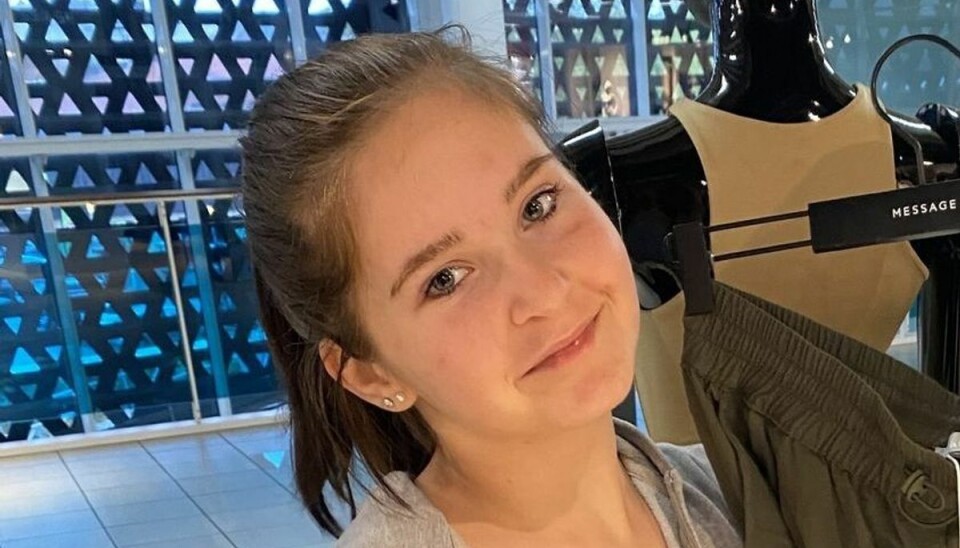 Sådan ser den 13-årige pige ud. Sådan ser den 13-årige pige ud.