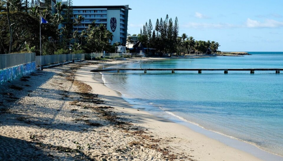 Det var ved denne strand, Chateau-Royal, at en haj angreb og dræbte en 59-årig australsk mand. (Arkivfoto). Det var ved denne strand, Chateau-Royal, at en haj angreb og dræbte en 59-årig australsk mand. (Arkivfoto).