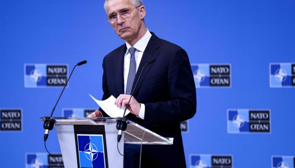 Nato-landene skal diskutere øget deling af data fra satellitter efter sagen om den kinesiske ballon, der blev skudt ned af USA. Det siger Natos generalsekretær forud for møde for Nato-landenes ministre i denne uge. Nato-landene skal diskutere øget deling af data fra satellitter efter sagen om den kinesiske ballon, der blev skudt ned af USA. Det siger Natos generalsekretær forud for møde for Nato-landenes ministre i denne uge.