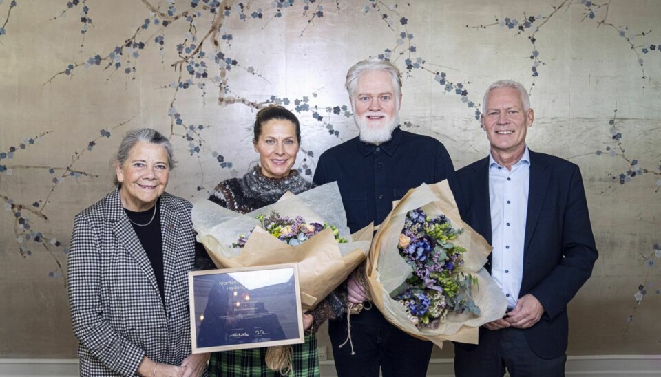 Esben Dalgaard og Andrea Elisabeth Rudolph modtager Kræftens Bekæmpelses Hæderspris.
