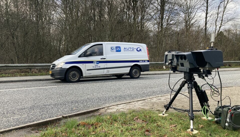 Det er ikke altid politiet vil oplyse, hvor hurtigt blitzede bilister har kørt, når de henvender sig. Bilisten i bilen på billedet blev ifølge Newsbreak.dks viden ikke blitzet under fartjagten.