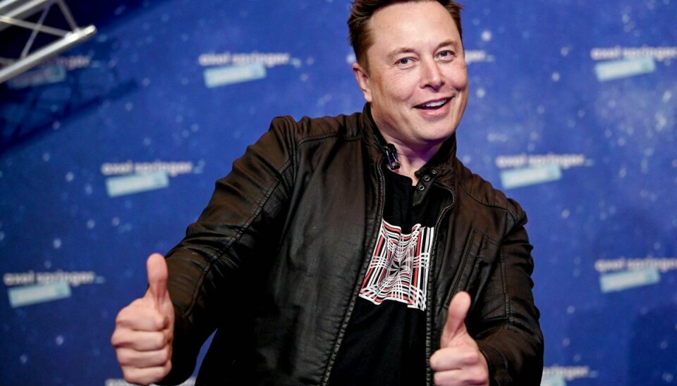 Tesla-direktøren kan fejre, at selskabet kan producere flere biler.
