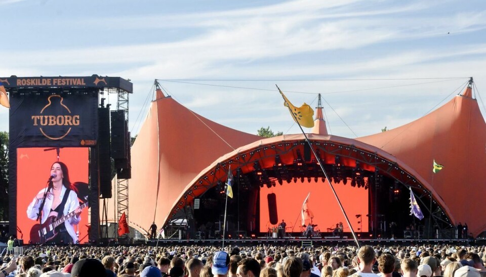 Politiet har efterforsket flere sager om voldtægt under sidste års Roskilde Festival. (Arkivfoto). Politiet har efterforsket flere sager om voldtægt under sidste års Roskilde Festival. (Arkivfoto).