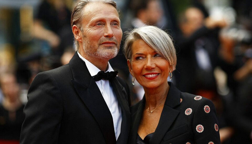 Mds Mikkelsen og Hanne Jacobsen, der inden længe kan føje bedsteforældre til CV'et. Mds Mikkelsen og Hanne Jacobsen, der inden længe kan føje bedsteforældre til CV'et.