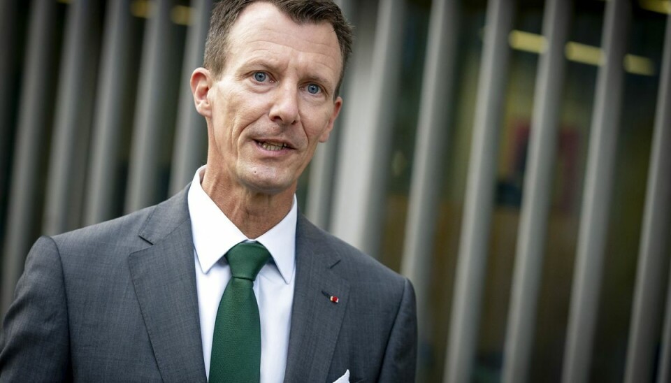Danskerne mener ikke, prins Joachim skal have sin apanage med, når han til sommer starter i nyt job i USA Danskerne mener ikke, prins Joachim skal have sin apanage med, når han til sommer starter i nyt job i USA