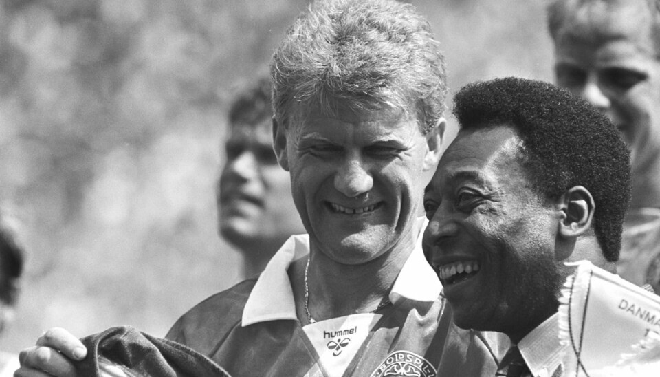 Pelé var til stede i Idrætsparken, da Morten Olsen spillede sin sidste landskamp. (Arkivfoto). Pelé var til stede i Idrætsparken, da Morten Olsen spillede sin sidste landskamp. (Arkivfoto).