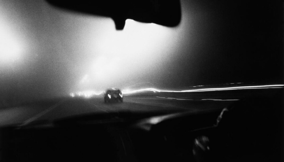 En anmelder var mandag aften tæt på at banke ind i en spøgelsesbilist med 100 km/t. En anmelder var mandag aften tæt på at banke ind i en spøgelsesbilist med 100 km/t.