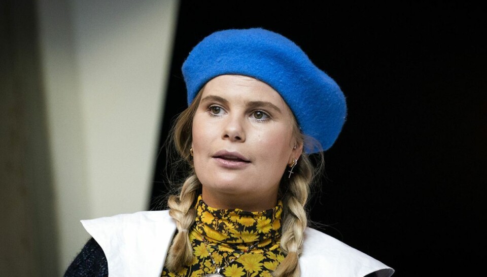 Sofie Linde og Casper Christensen er dybt uenige, og alligevel ligner de hinanden, fortæller hun. Sofie Linde og Casper Christensen er dybt uenige, og alligevel ligner de hinanden, fortæller hun.