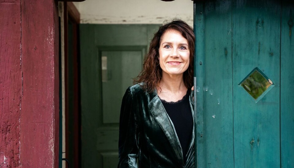 Skuespiller Mia Lyhne holder mest jul for sine børns skyld. Hun er mor til de 12-årige tvillingepiger Asta og Andrea, som hun har fået med en sæddonor. (Arkivfoto). Skuespiller Mia Lyhne holder mest jul for sine børns skyld. Hun er mor til de 12-årige tvillingepiger Asta og Andrea, som hun har fået med en sæddonor. (Arkivfoto).