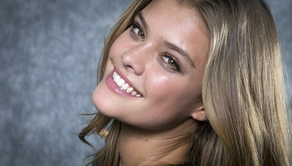 Den 30-årige Nina Agdal bekræfter nu, at hun er i et forhold med Logan Paul. Den 30-årige Nina Agdal bekræfter nu, at hun er i et forhold med Logan Paul.