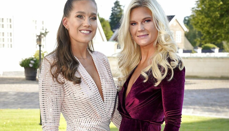 Cathrine Laudrup Dufour (tv) ses her sammen med sin hustru Rasmine Laudrup-Dufour. Cathrine Laudrup Dufour (tv) ses her sammen med sin hustru Rasmine Laudrup-Dufour.
